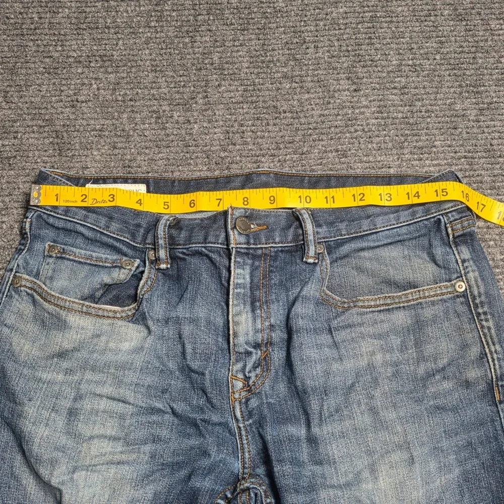 Banana Republic‎ Slim Fit Jeans  Men's Size 32x32 Medium Wash Denim Distressed